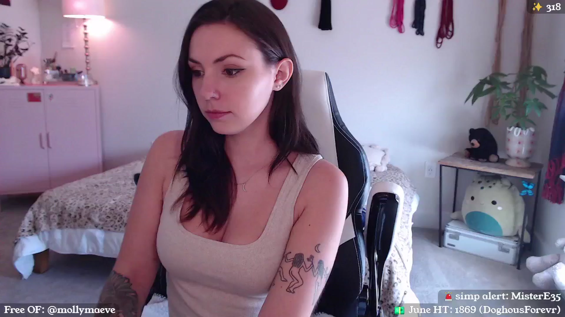 Gallery image thumbnail from MollyMaeve's myfreecams stream on, 06/04/2024, 19:00 image 10 of 20