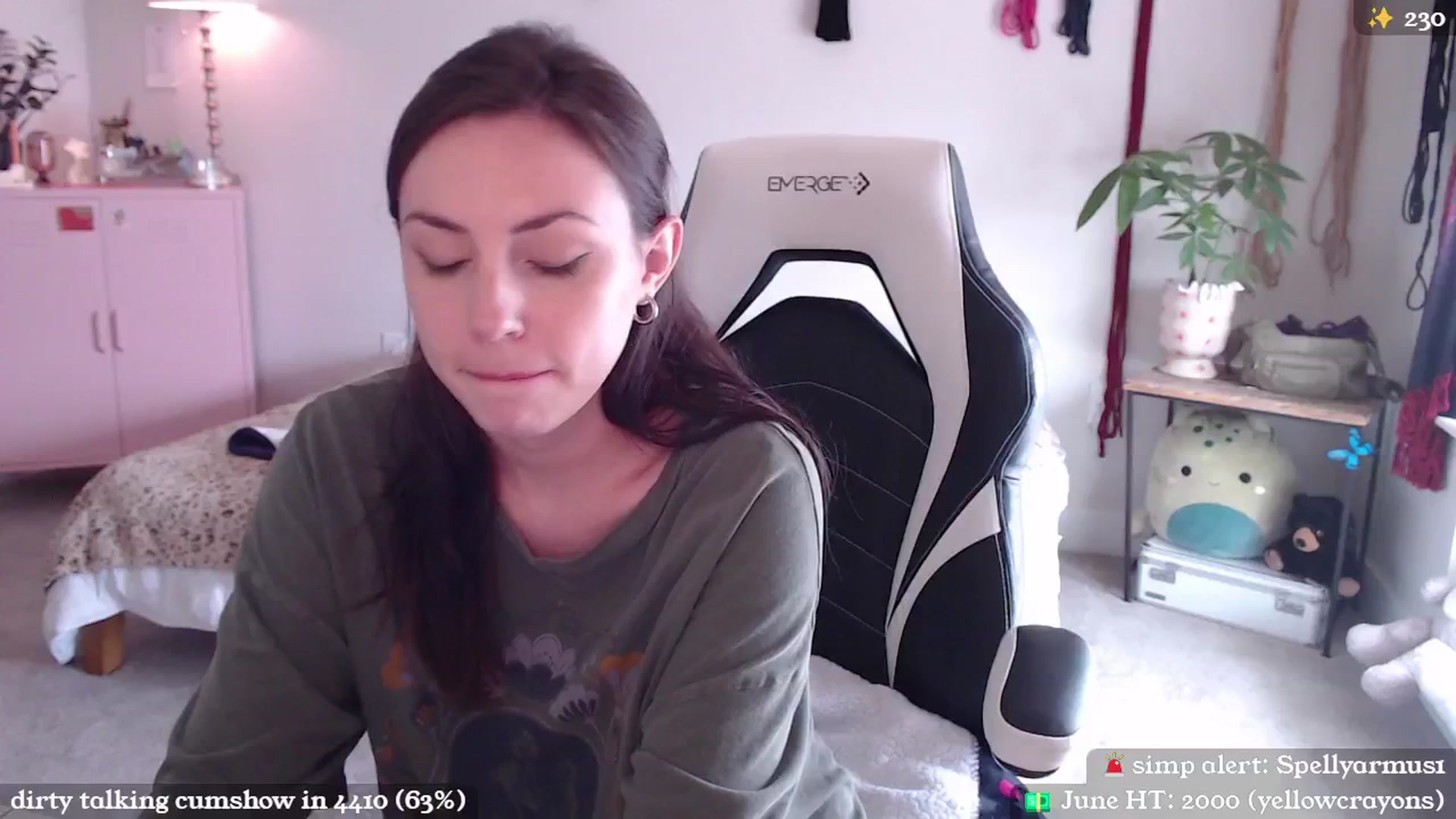 Gallery image thumbnail from MollyMaeve's myfreecams stream on, 06/09/2024, 21:17 image 15 of 20