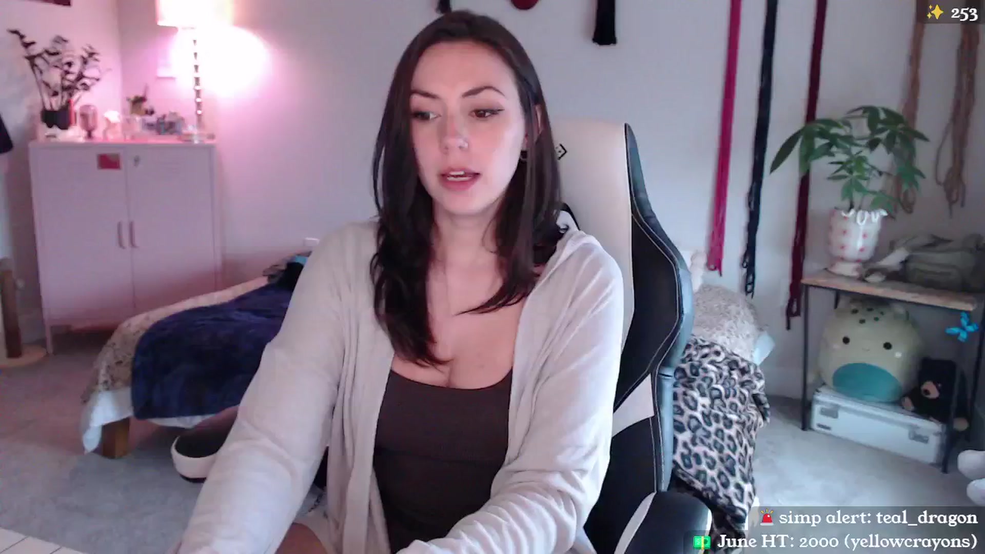 Gallery image thumbnail from MollyMaeve's myfreecams stream on, 06/11/2024, 18:17 image 17 of 20