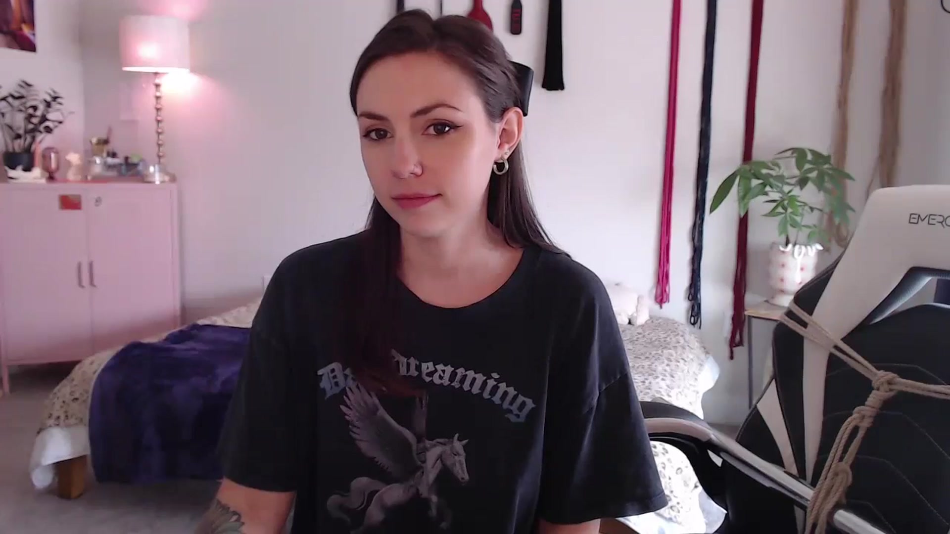 Gallery image thumbnail from MollyMaeve's myfreecams stream on, 06/14/2024, 18:55 image 3 of 20