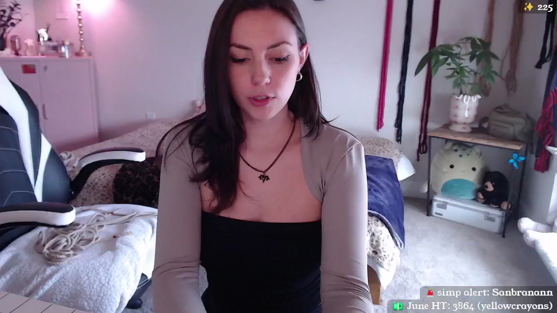 Gallery image thumbnail from MollyMaeve's myfreecams stream on, 06/18/2024, 20:09 image 14 of 20