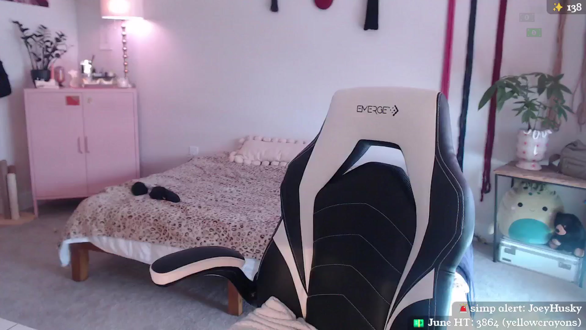 Gallery image thumbnail from MollyMaeve's myfreecams stream on, 06/26/2024, 19:17 image 6 of 20