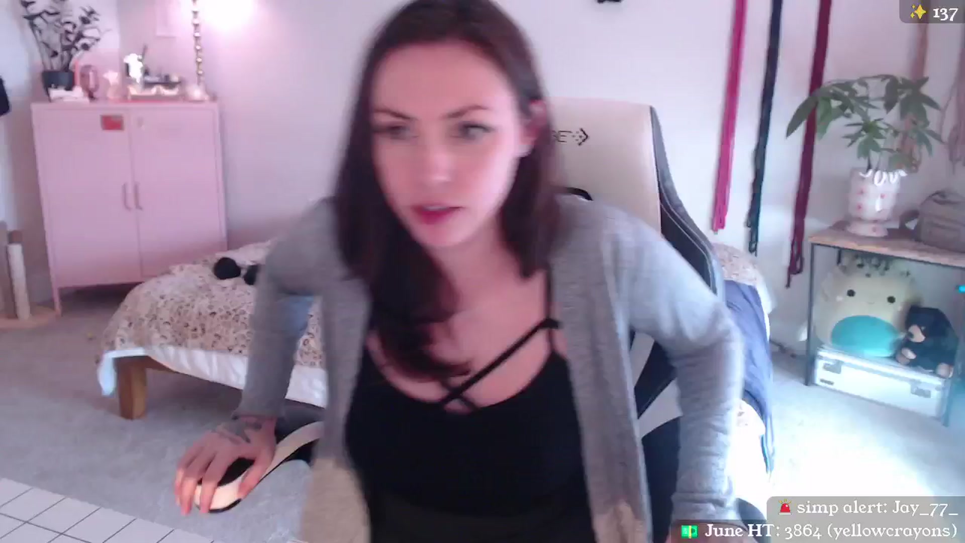 Gallery image thumbnail from MollyMaeve's myfreecams stream on, 06/26/2024, 19:17 image 1 of 20