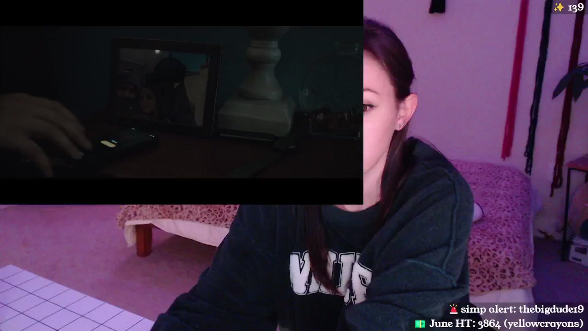 Gallery image thumbnail from MollyMaeve's myfreecams stream on, 06/27/2024, 02:30 image 1 of 20