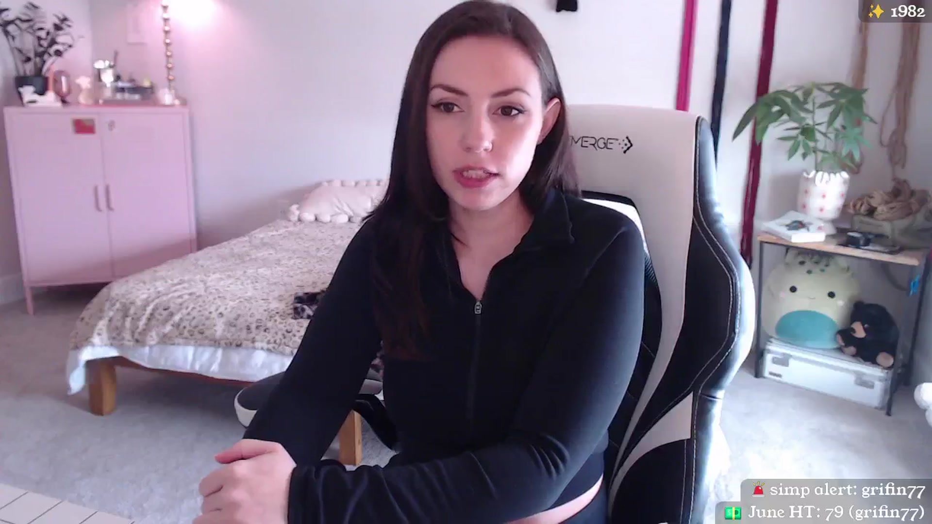 Gallery image thumbnail from MollyMaeve's myfreecams stream on, 07/03/2024, 21:06 image 3 of 20
