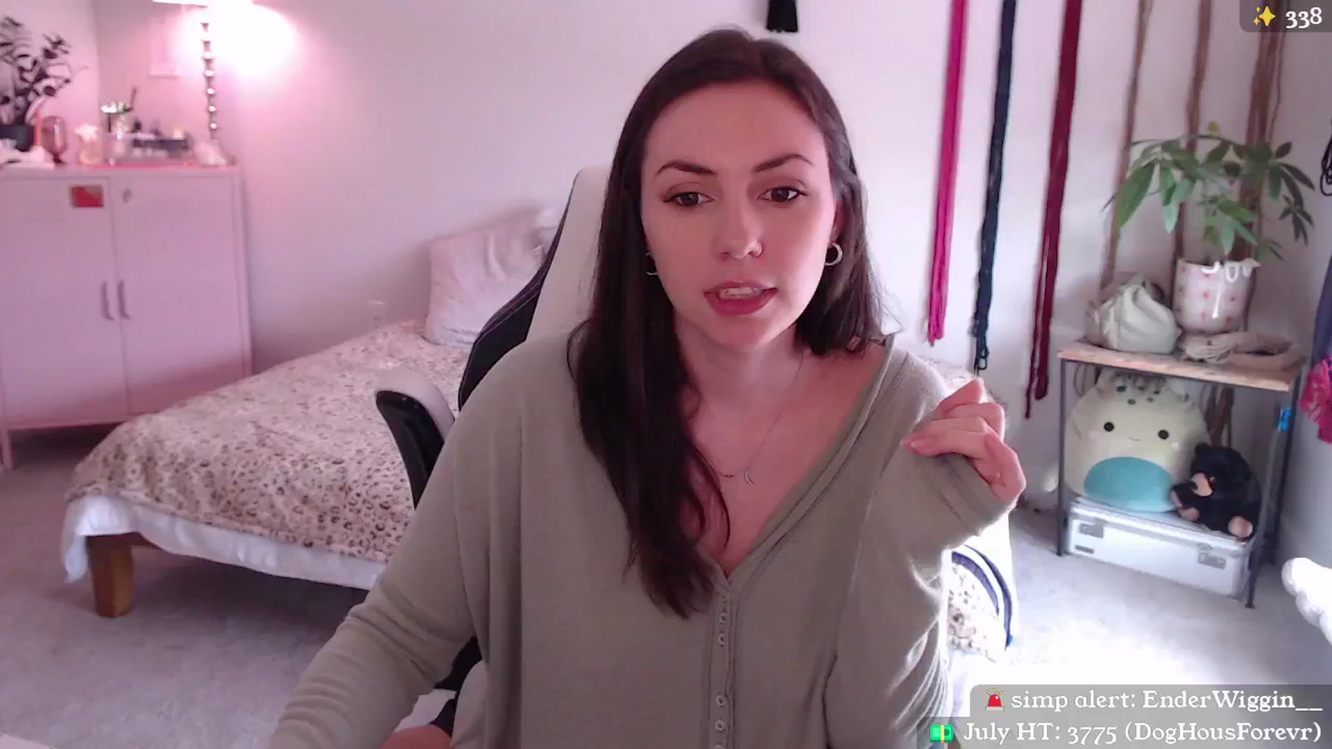 Gallery image thumbnail from MollyMaeve's myfreecams stream on, 07/07/2024, 18:22 image 6 of 20