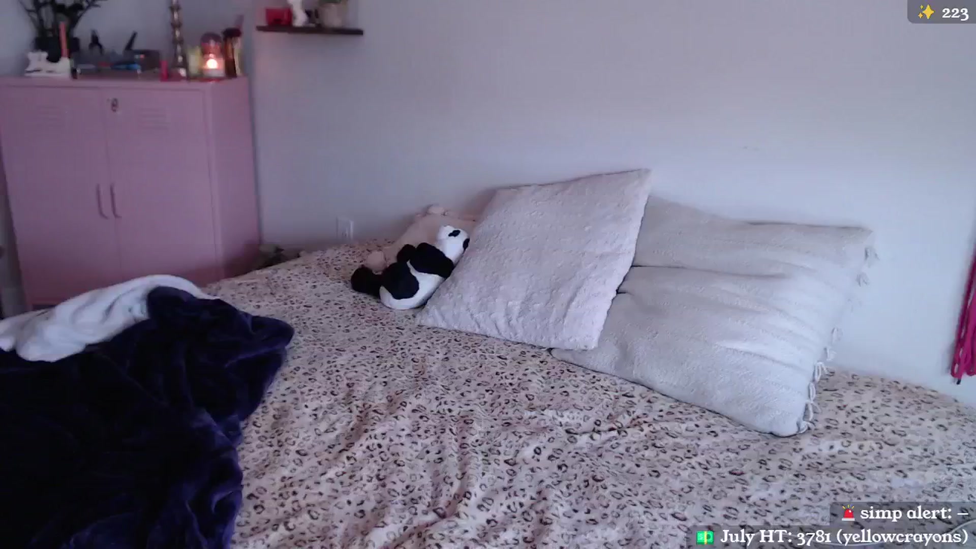 Gallery image thumbnail from MollyMaeve's myfreecams stream on, 07/14/2024, 18:20 image 1 of 20
