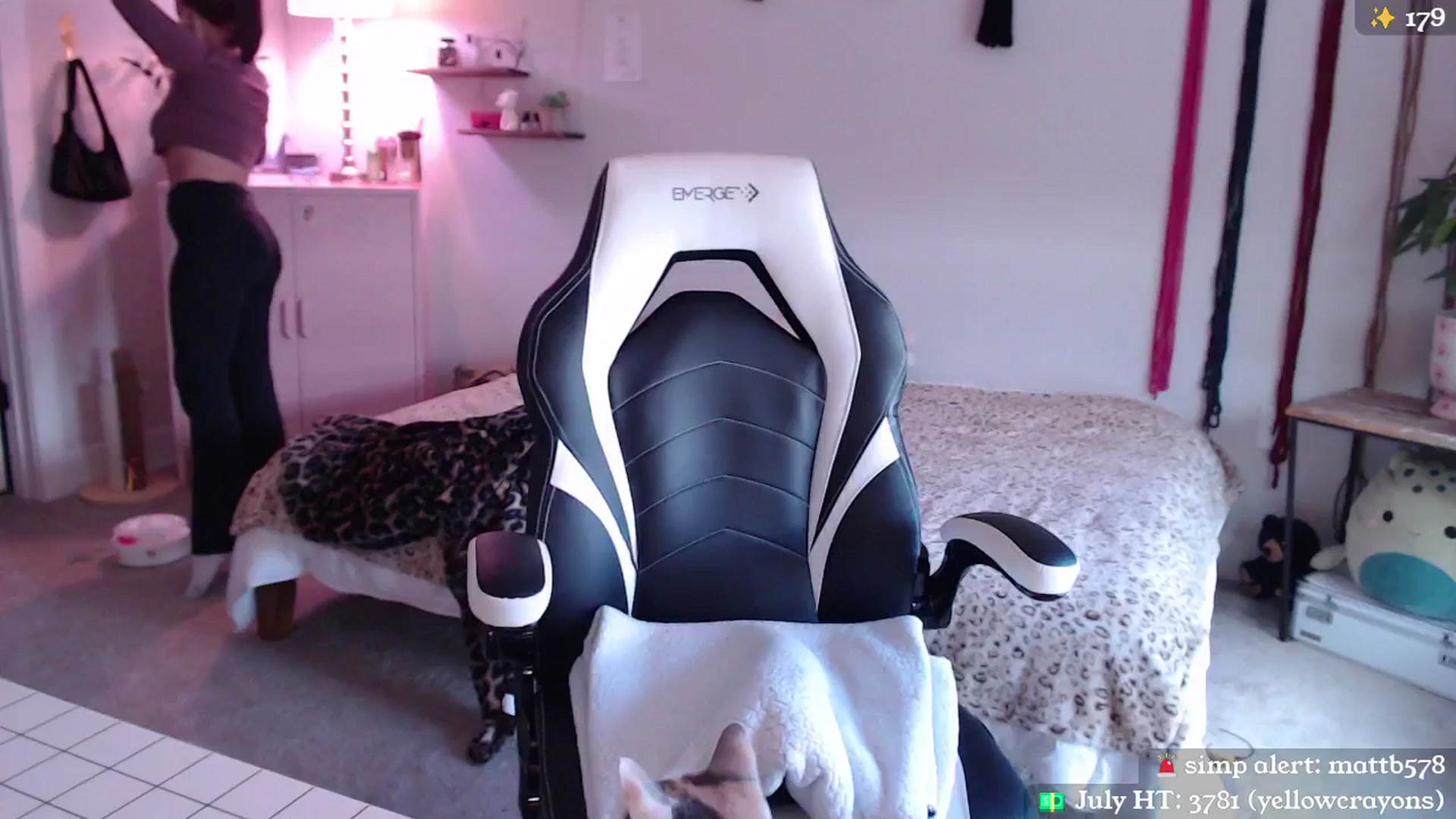 Gallery image thumbnail from MollyMaeve's myfreecams stream on, 07/17/2024, 19:29 image 20 of 20