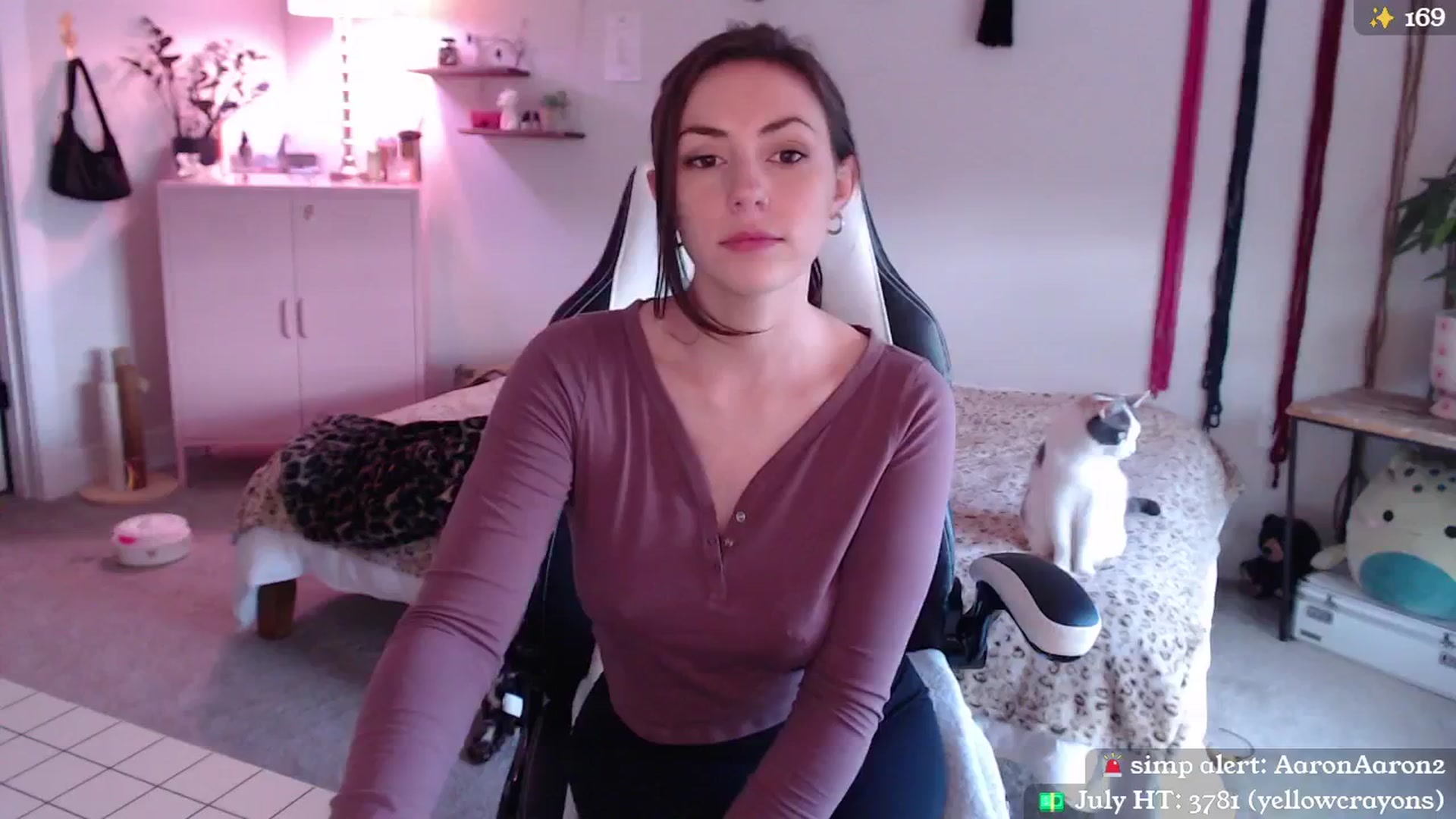 Gallery image thumbnail from MollyMaeve's myfreecams stream on, 07/17/2024, 19:49 image 3 of 20