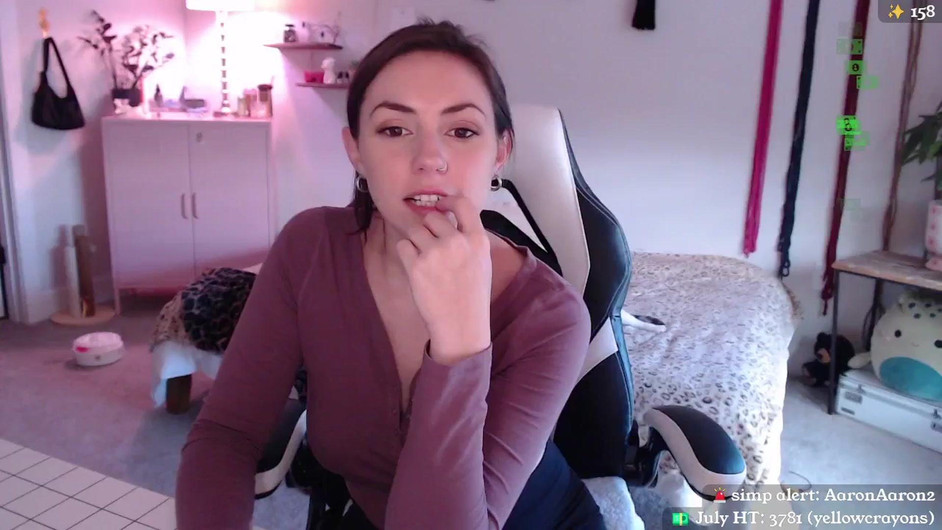 Gallery image thumbnail from MollyMaeve's myfreecams stream on, 07/17/2024, 19:49 image 18 of 20