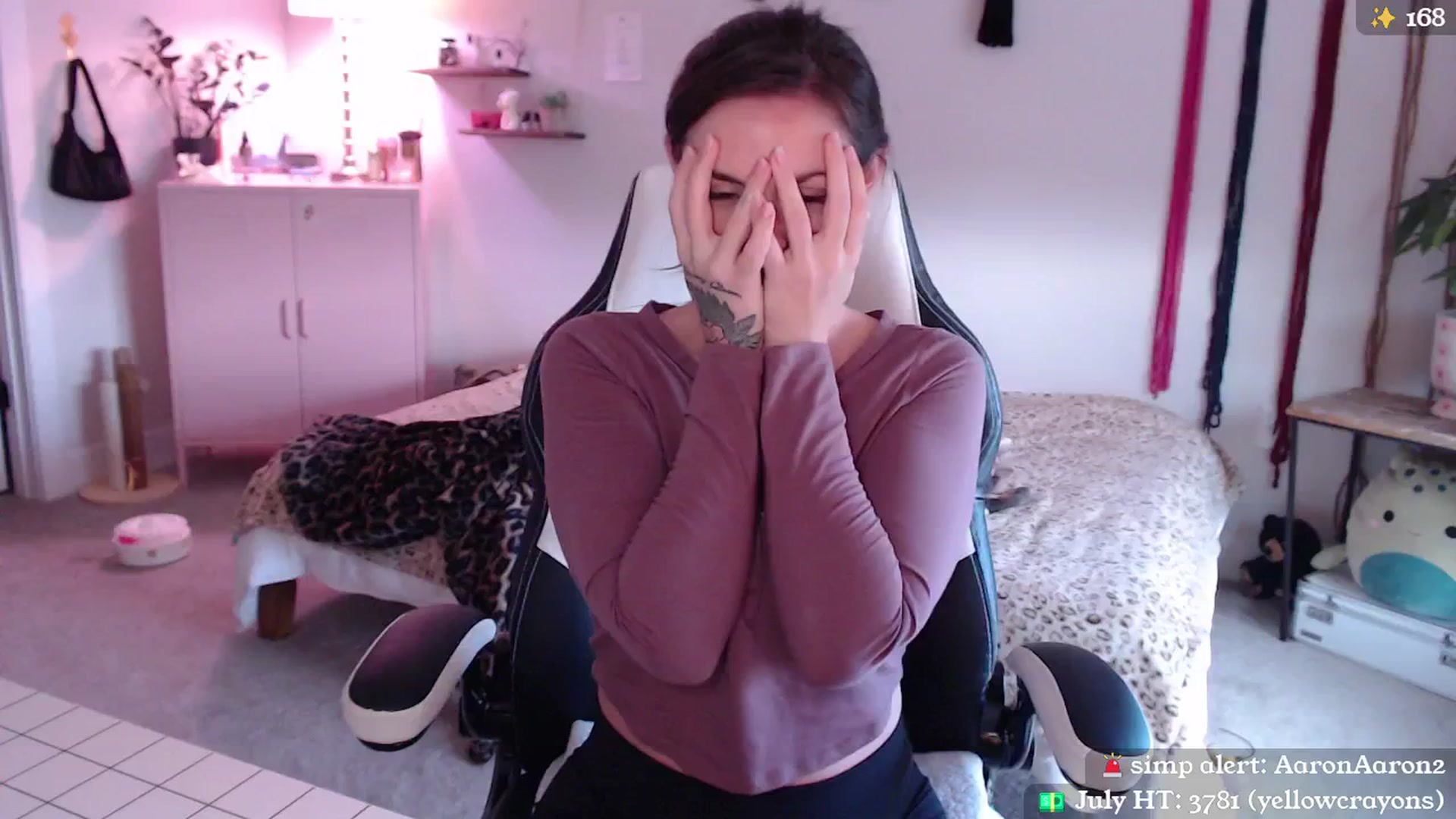Gallery image thumbnail from MollyMaeve's myfreecams stream on, 07/17/2024, 19:49 image 10 of 20