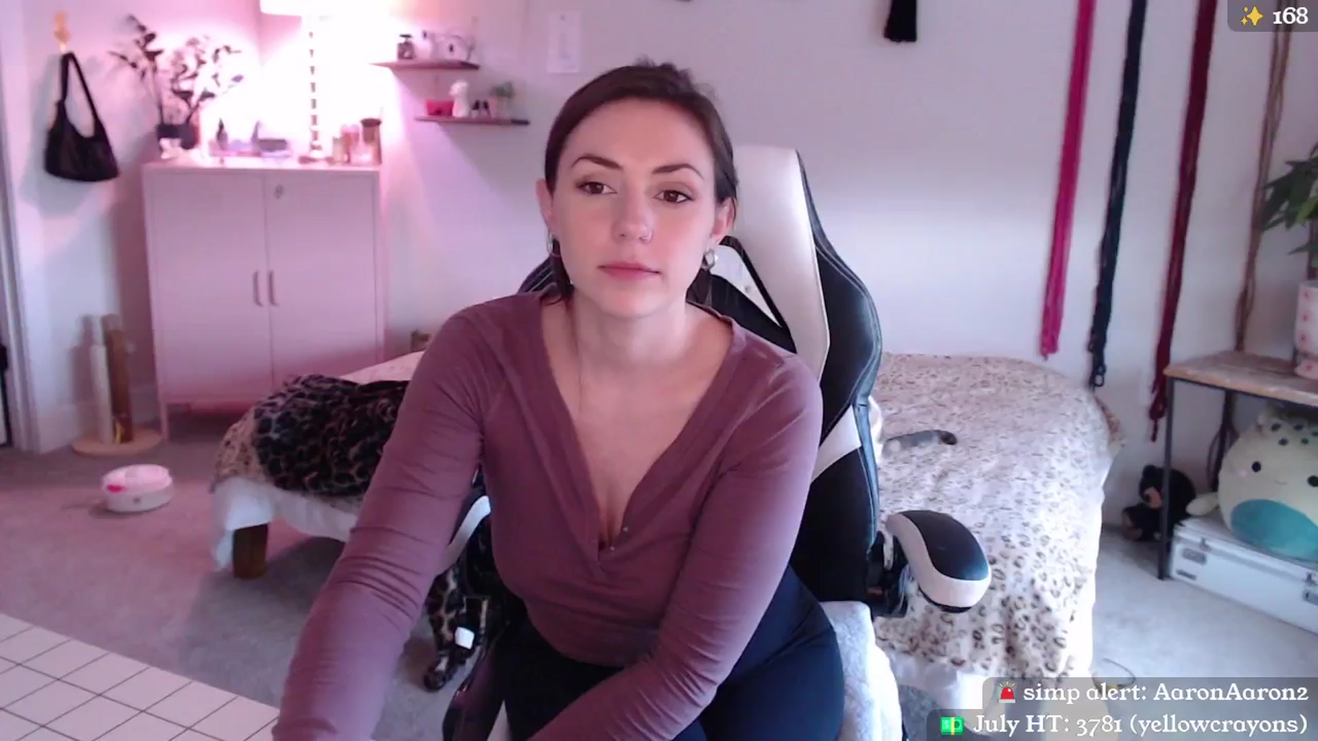Gallery image thumbnail from MollyMaeve's myfreecams stream on, 07/17/2024, 19:49 image 9 of 20