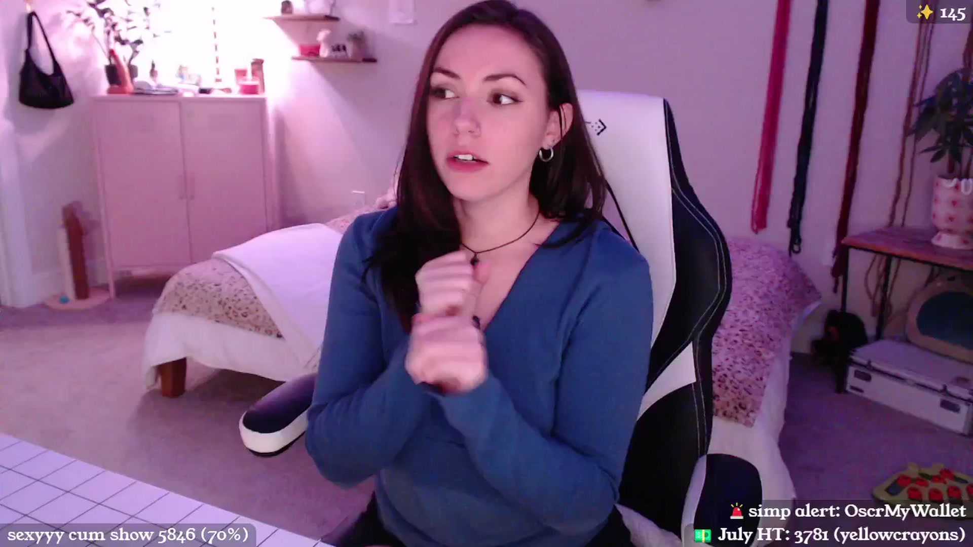 Gallery image thumbnail from MollyMaeve's myfreecams stream on, 07/25/2024, 03:25 image 6 of 20
