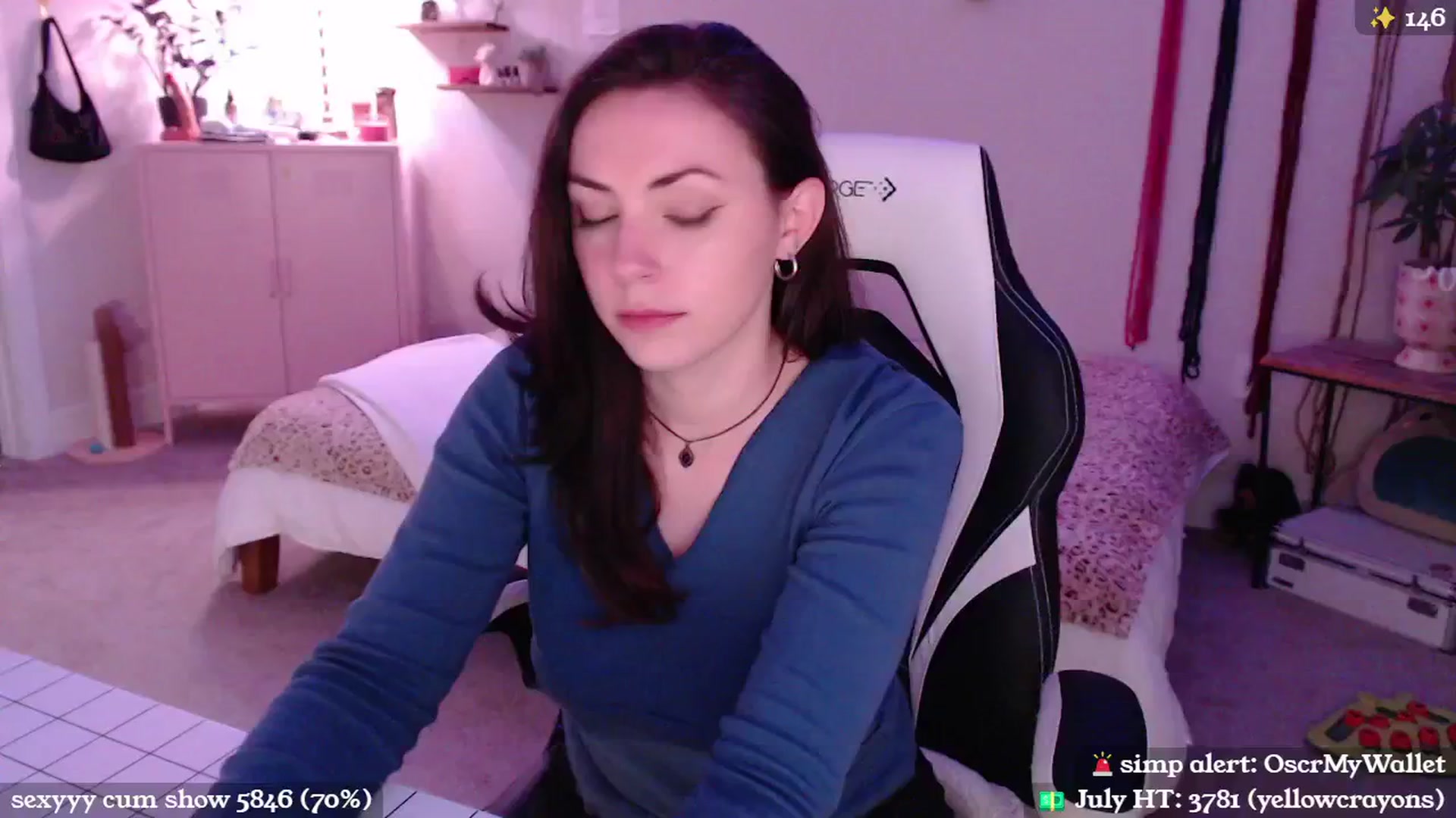 Gallery image thumbnail from MollyMaeve's myfreecams stream on, 07/25/2024, 03:25 image 10 of 20