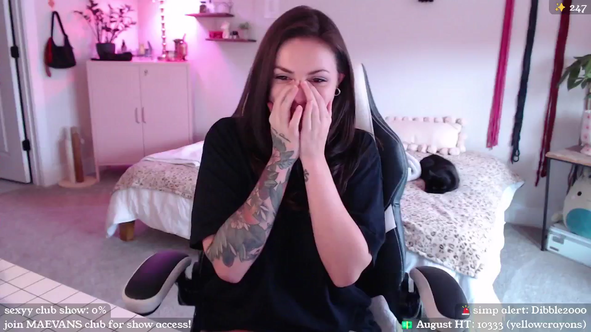 Gallery image thumbnail from MollyMaeve's myfreecams stream on, 08/21/2024, 21:30 image 4 of 20