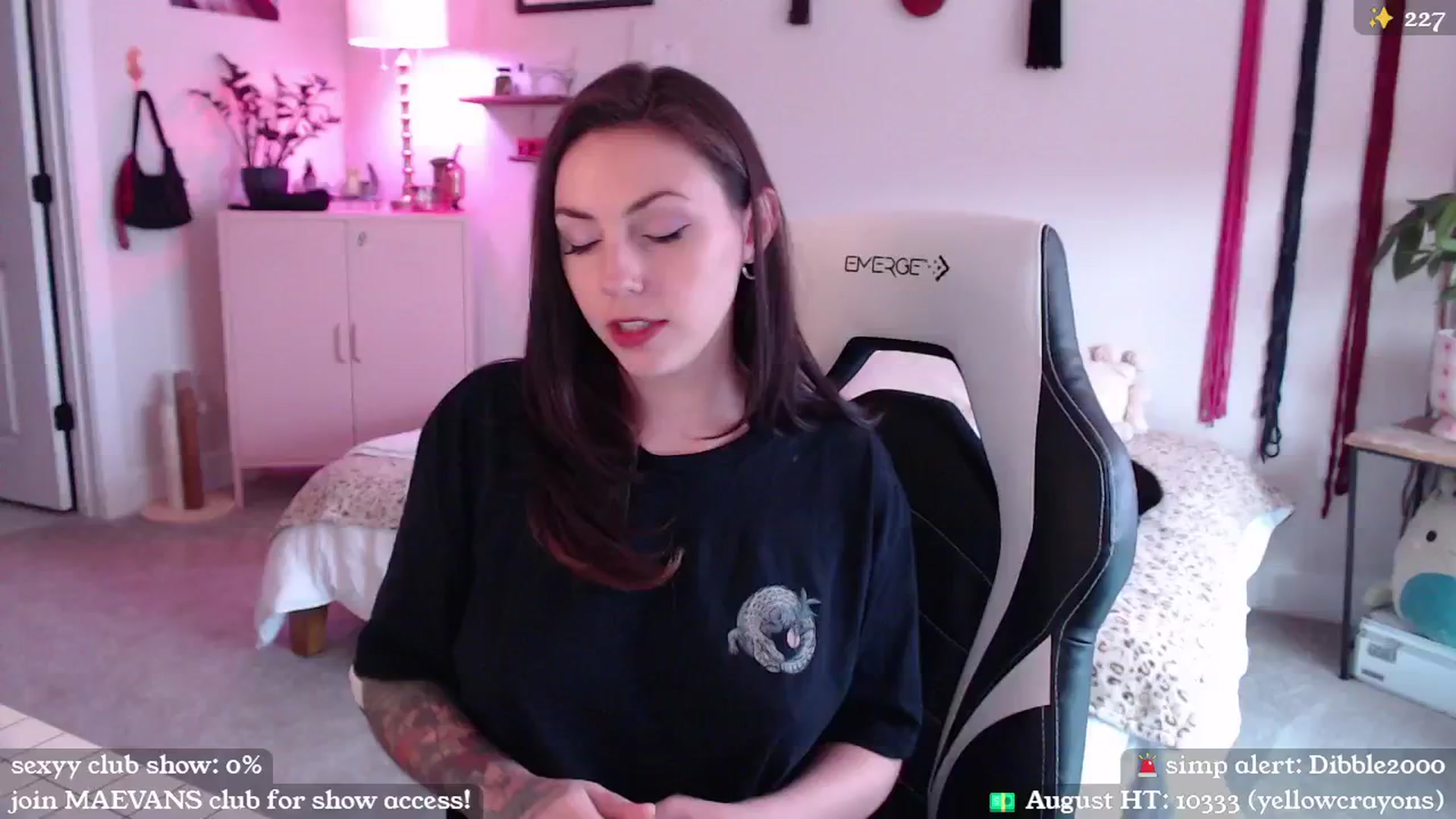 Gallery image thumbnail from MollyMaeve's myfreecams stream on, 08/21/2024, 21:30 image 13 of 20