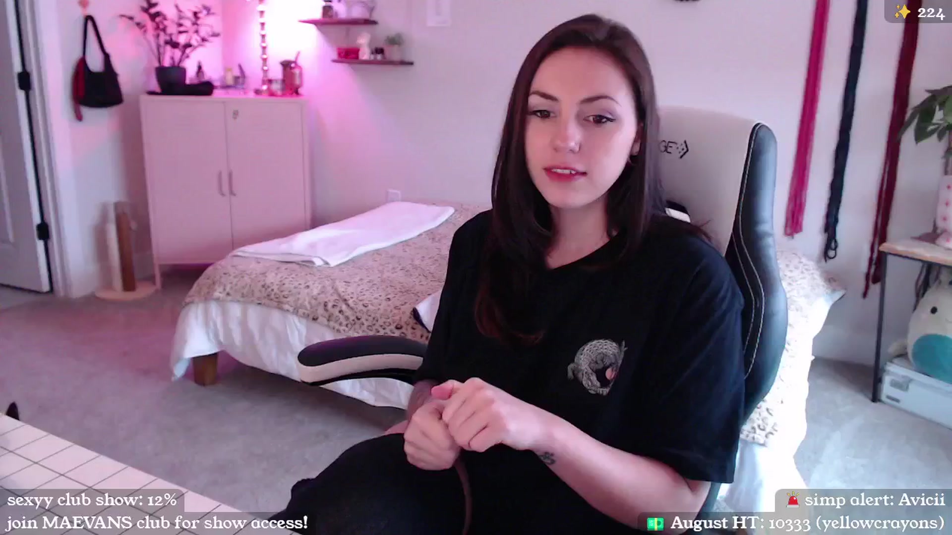 Gallery image thumbnail from MollyMaeve's myfreecams stream on, 08/21/2024, 21:30 image 20 of 20