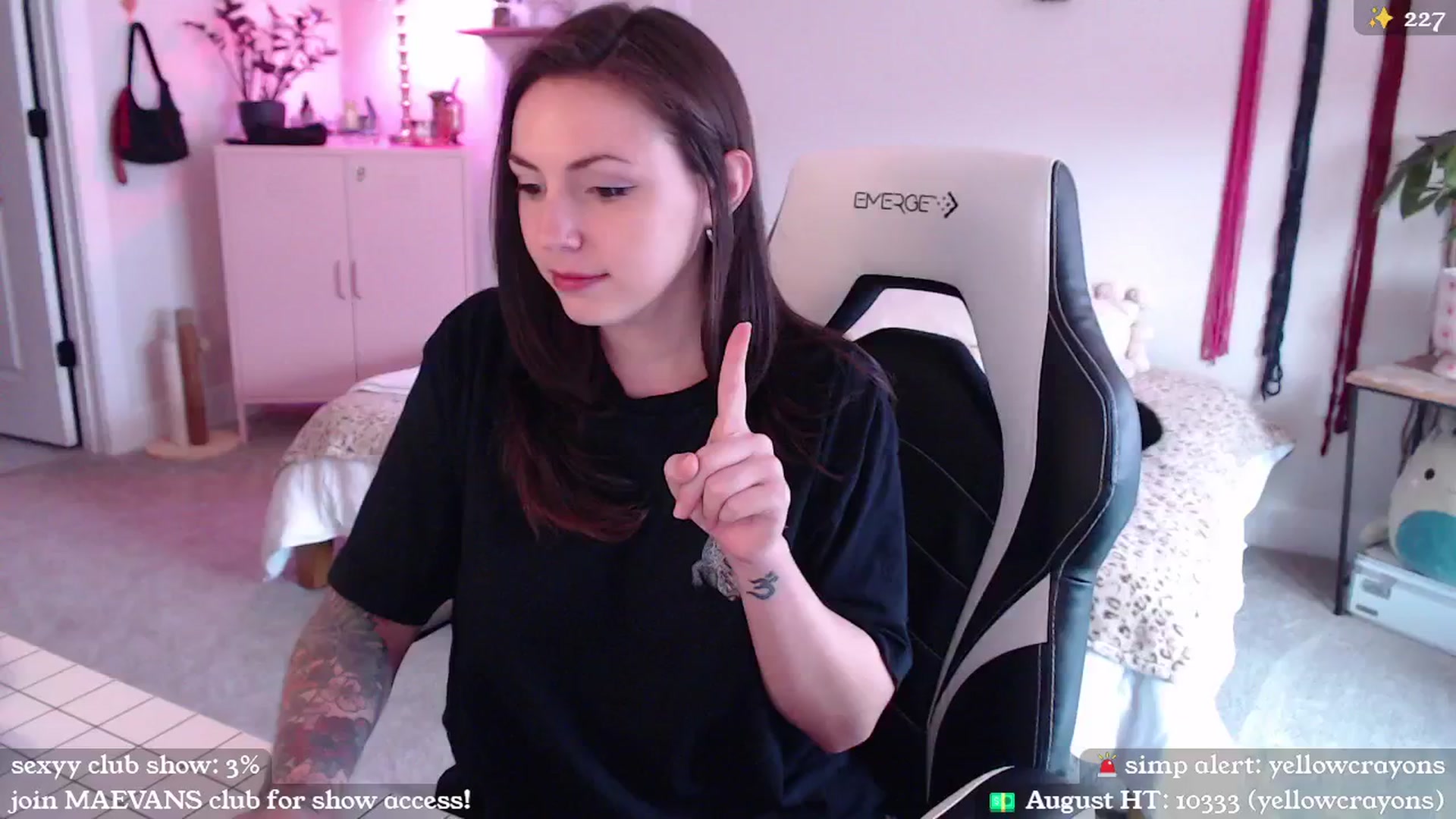 Gallery image thumbnail from MollyMaeve's myfreecams stream on, 08/21/2024, 21:30 image 15 of 20