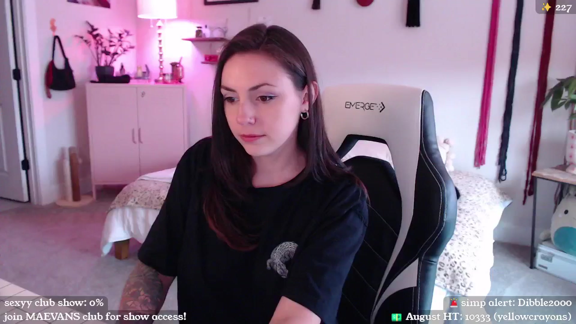 Gallery image thumbnail from MollyMaeve's myfreecams stream on, 08/21/2024, 21:30 image 12 of 20