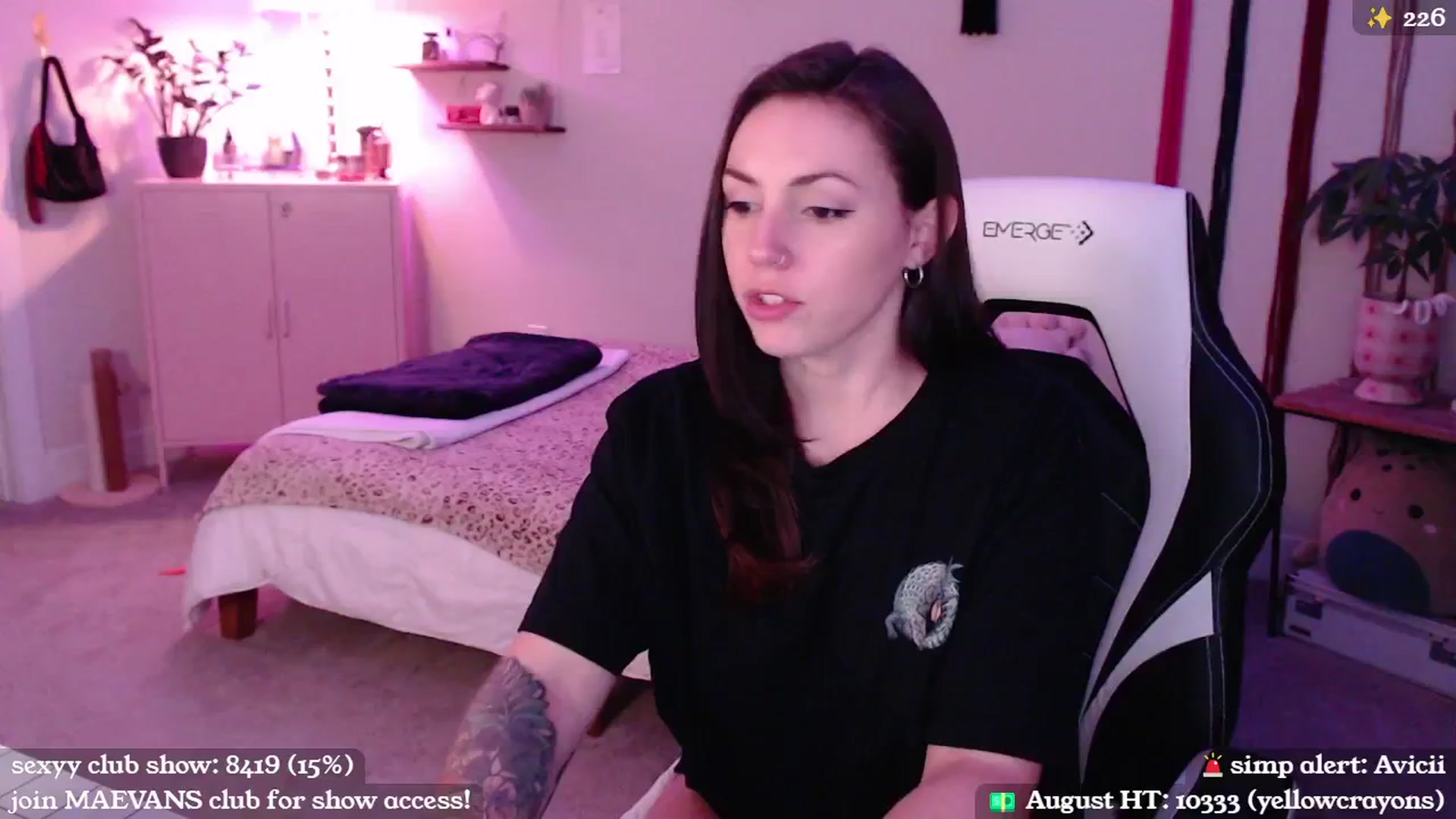 Gallery image thumbnail from MollyMaeve's myfreecams stream on, 08/22/2024, 03:12 image 20 of 20