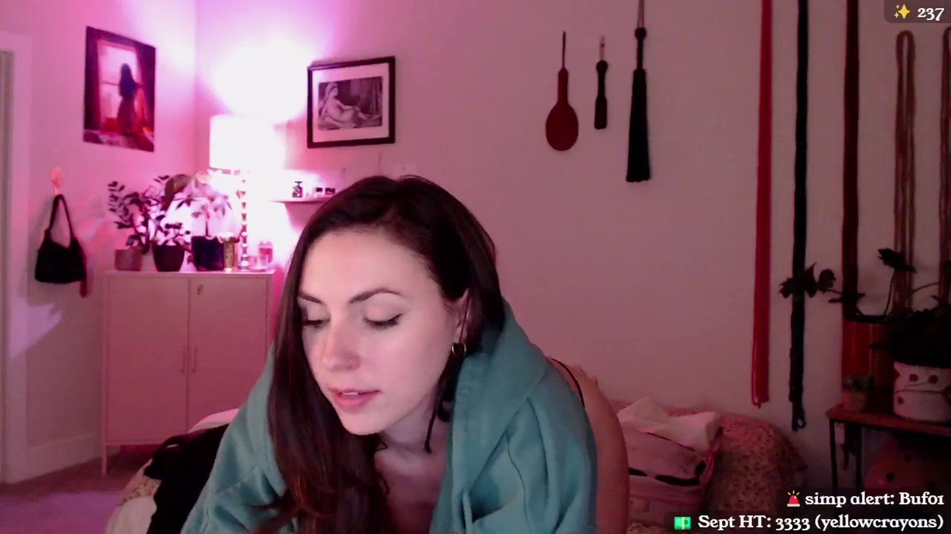 Gallery image thumbnail from MollyMaeve's myfreecams stream on, 09/19/2024, 03:46 image 18 of 20