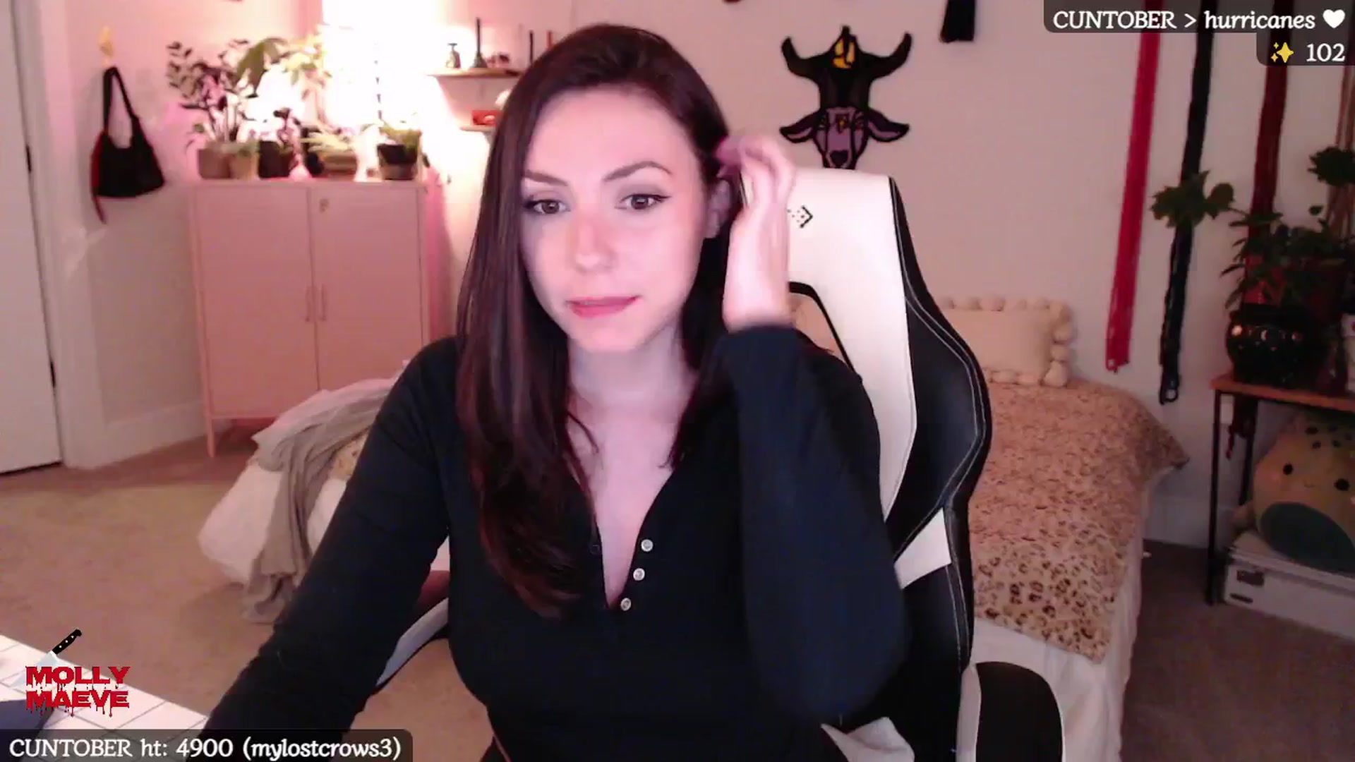 Gallery image thumbnail from MollyMaeve's myfreecams stream on, 10/09/2024, 03:09 image 8 of 20