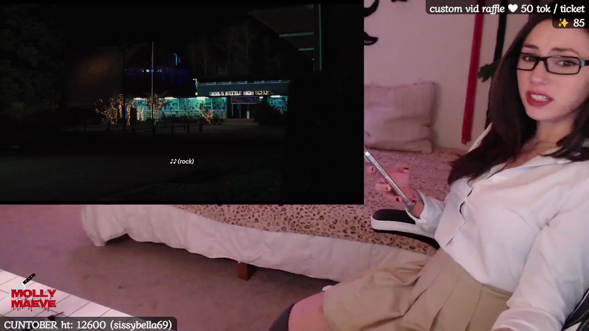 Gallery image thumbnail from MollyMaeve's myfreecams stream on, 10/17/2024, 03:05 image 11 of 20