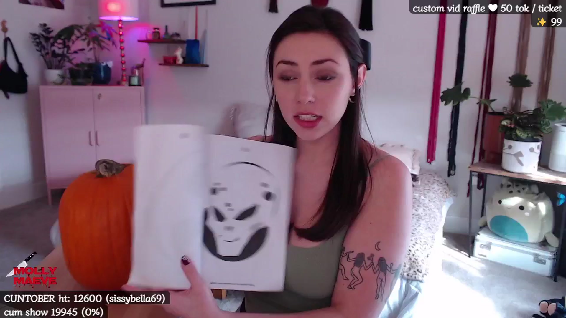 Gallery image thumbnail from MollyMaeve's myfreecams stream on, 10/20/2024, 19:46 image 3 of 20