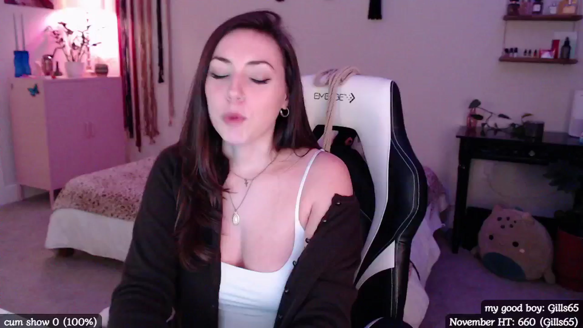 Gallery image thumbnail from MollyMaeve's myfreecams stream on, 11/08/2024, 03:22 image 17 of 20