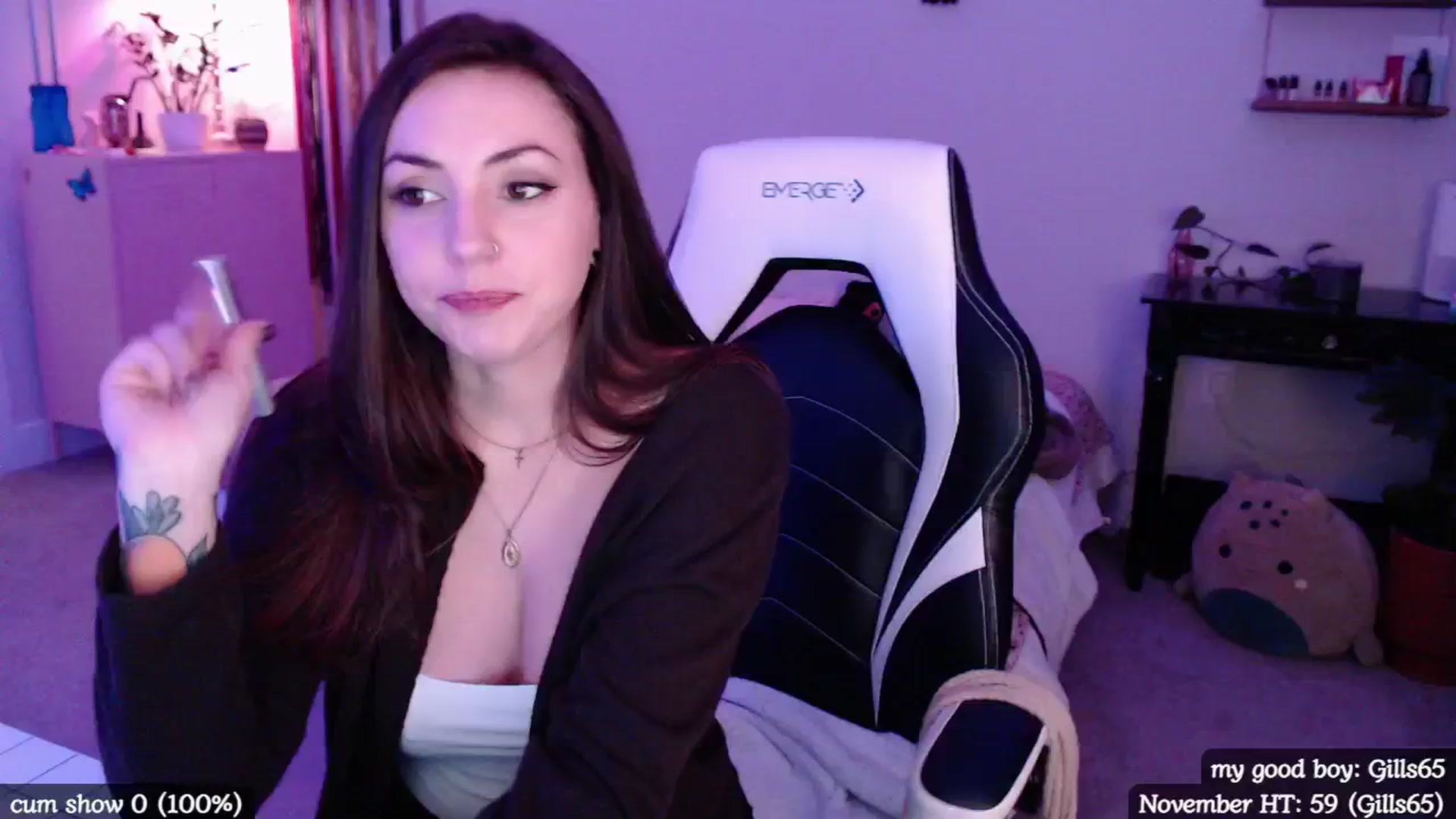Gallery image thumbnail from MollyMaeve's myfreecams stream on, 11/08/2024, 03:22 image 3 of 20
