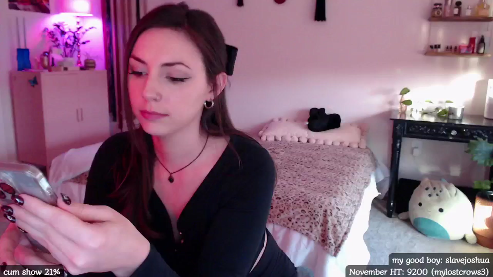 Gallery image thumbnail from MollyMaeve's myfreecams stream on, 11/10/2024, 23:09 image 11 of 20