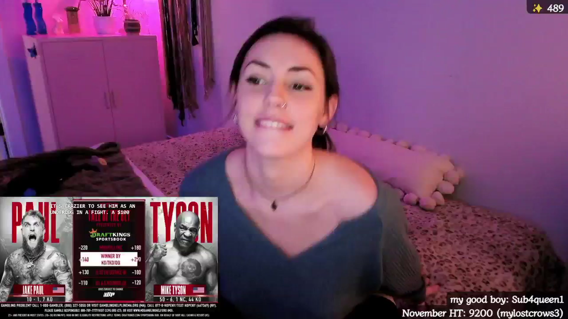 Gallery image thumbnail from MollyMaeve's myfreecams stream on, 11/16/2024, 06:02 image 15 of 20