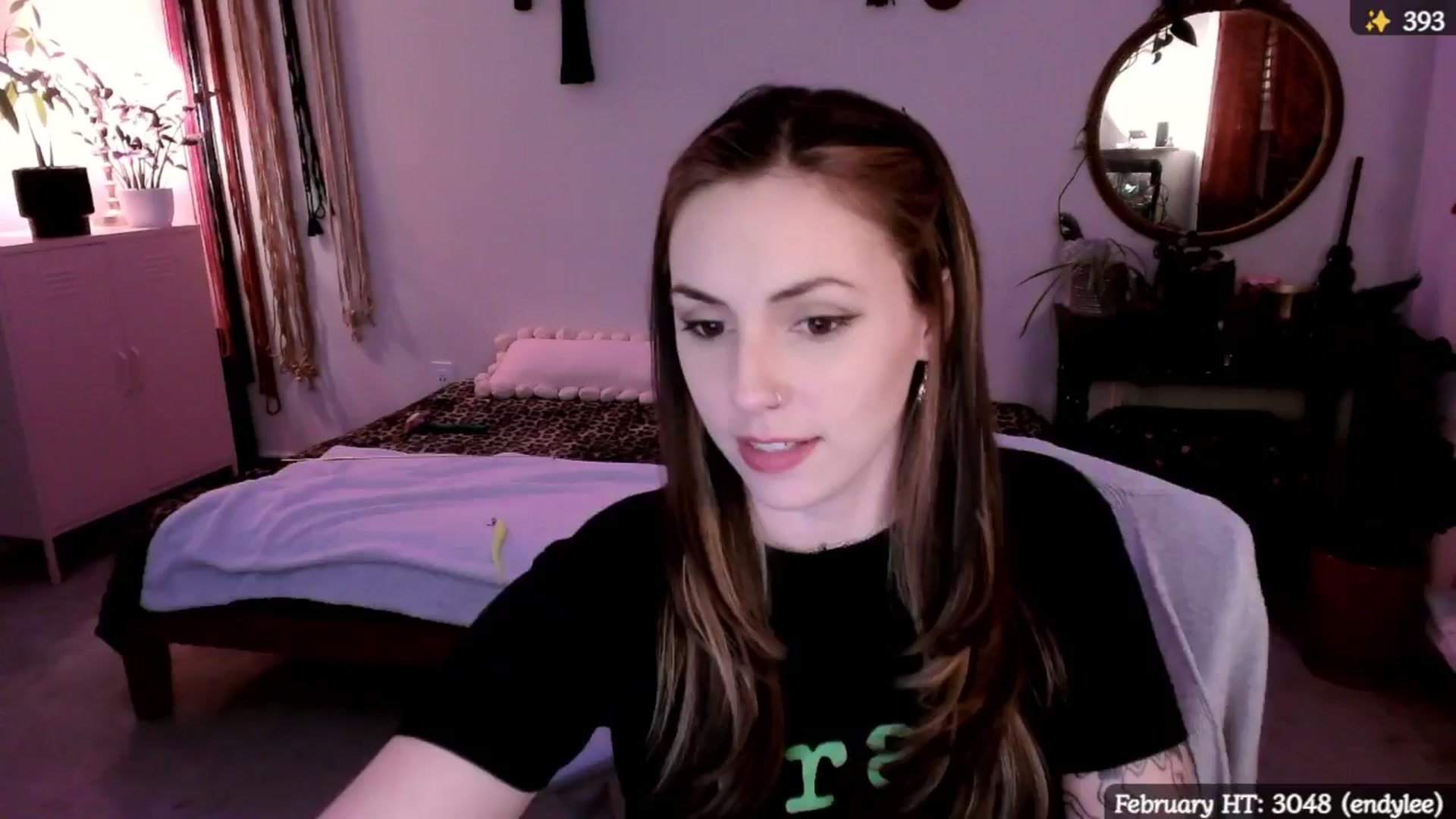 Gallery image thumbnail from MollyMaeve's myfreecams stream on, 02/13/2025, 05:37 image 1 of 20