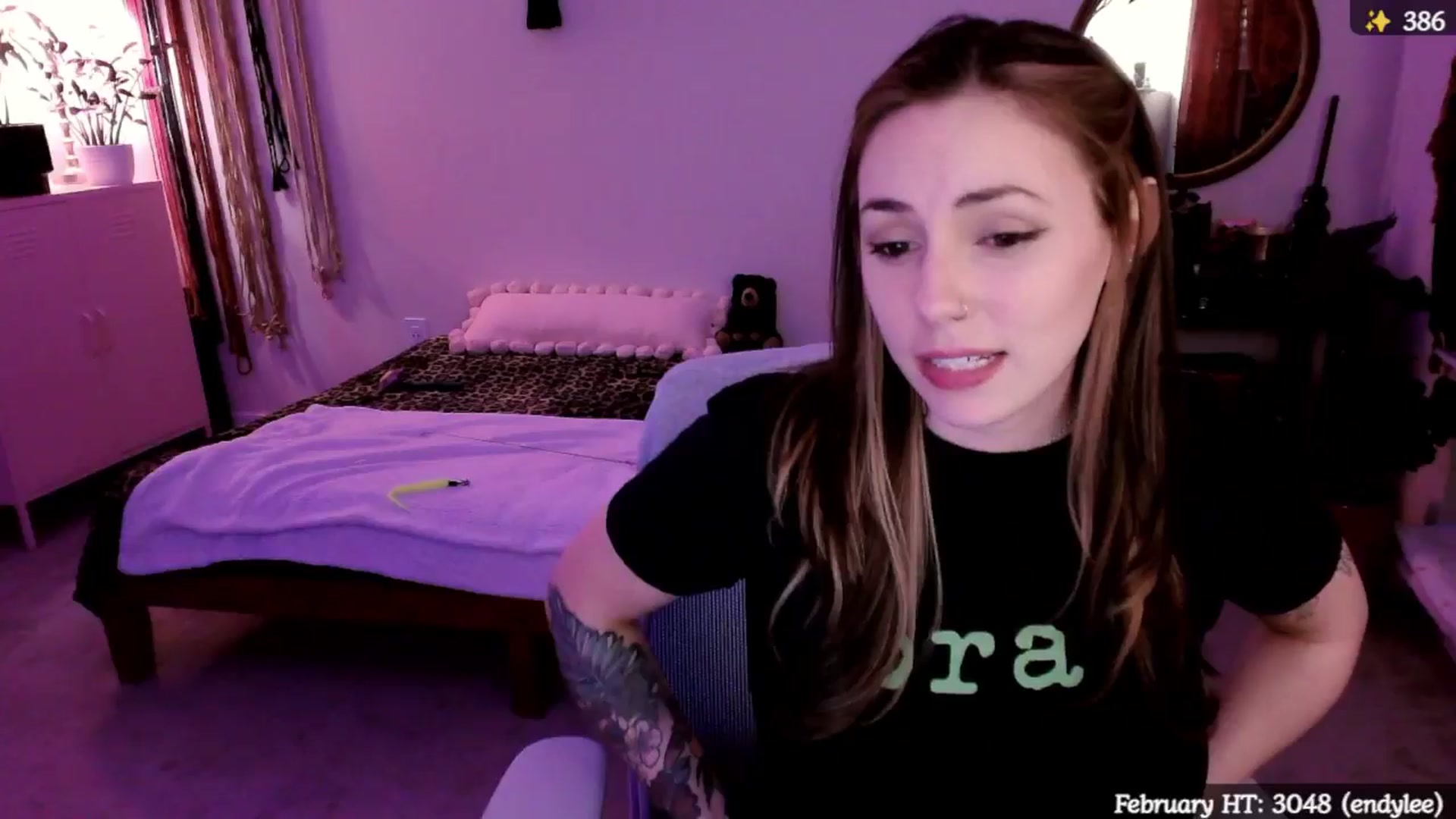 Gallery image thumbnail from MollyMaeve's myfreecams stream on, 02/13/2025, 05:37 image 6 of 20