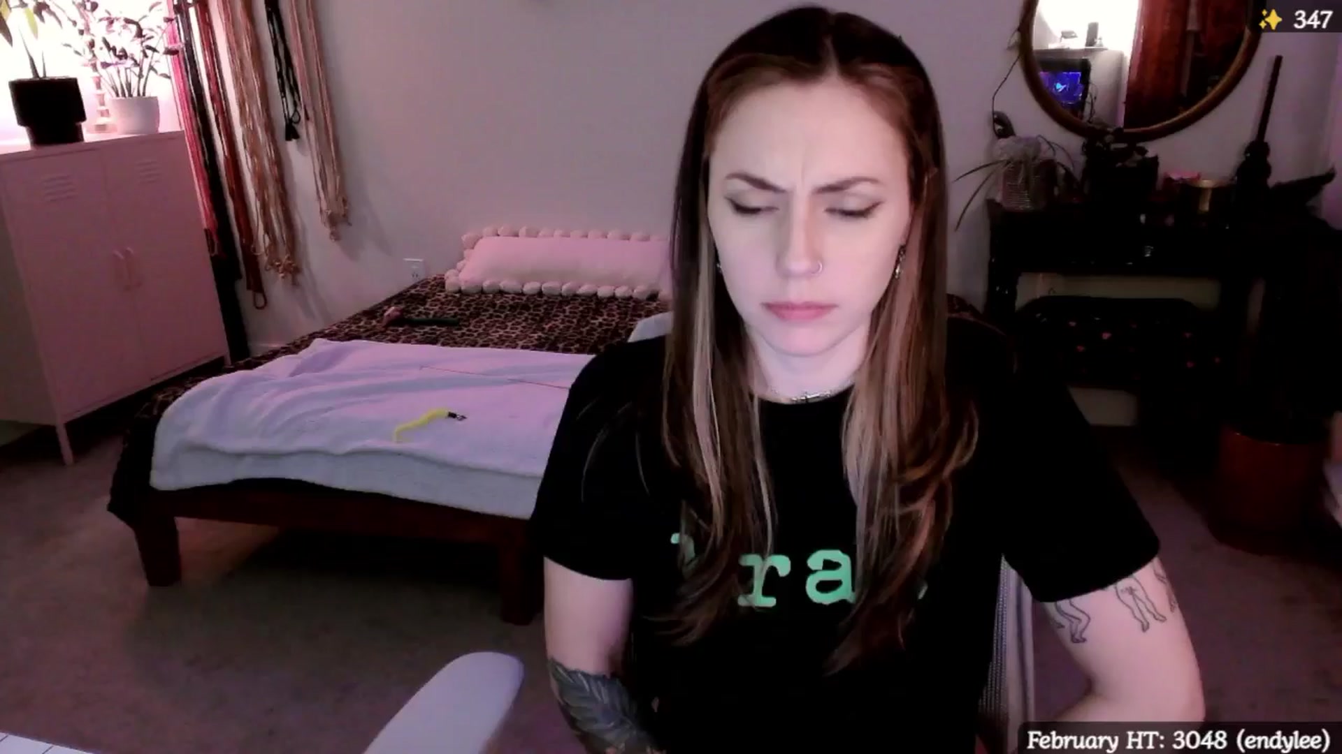 Gallery image thumbnail from MollyMaeve's myfreecams stream on, 02/13/2025, 05:37 image 19 of 20
