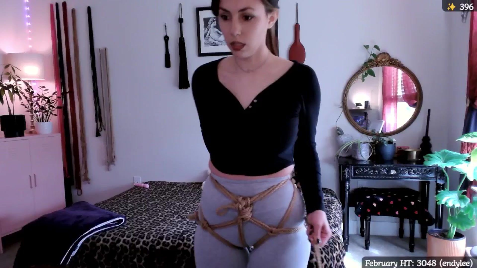 Gallery image thumbnail from MollyMaeve's myfreecams stream on, 02/16/2025, 19:18 image 11 of 20