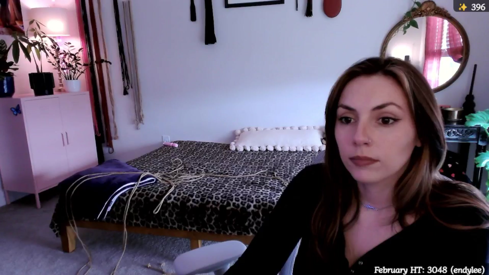Gallery image thumbnail from MollyMaeve's myfreecams stream on, 02/16/2025, 19:53 image 12 of 20