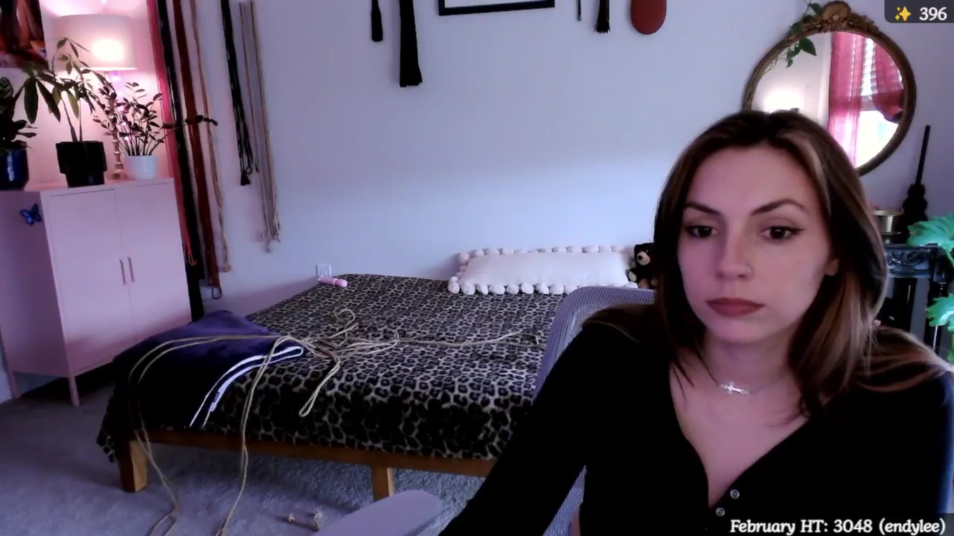 Gallery image thumbnail from MollyMaeve's myfreecams stream on, 02/16/2025, 19:53 image 9 of 20