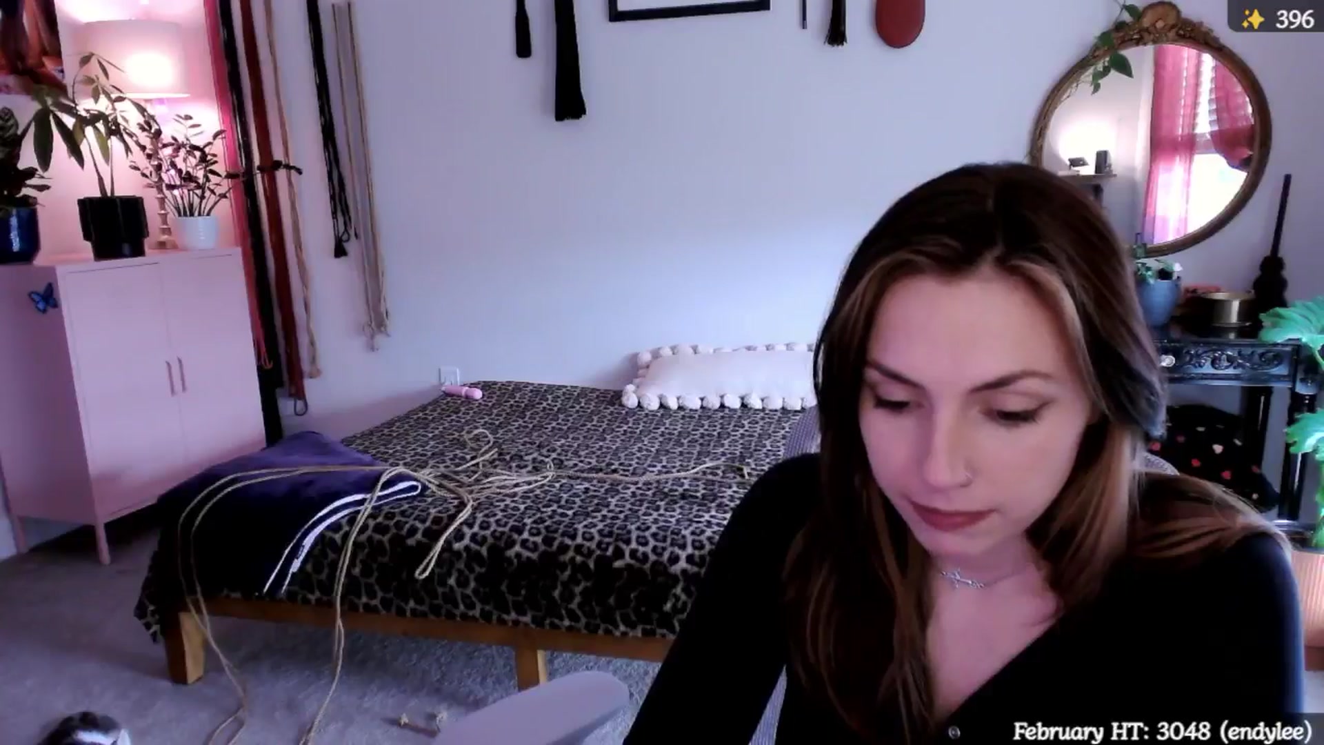 Gallery image thumbnail from MollyMaeve's myfreecams stream on, 02/16/2025, 19:53 image 2 of 20