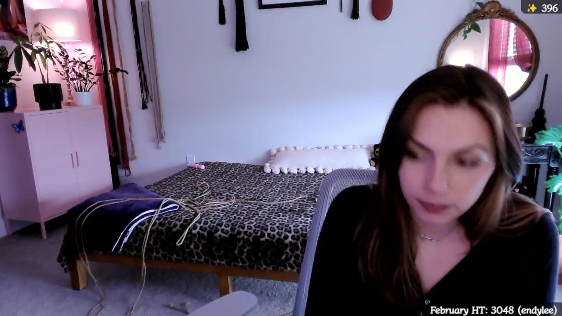 Gallery image thumbnail from MollyMaeve's myfreecams stream on, 02/16/2025, 19:53 image 4 of 20