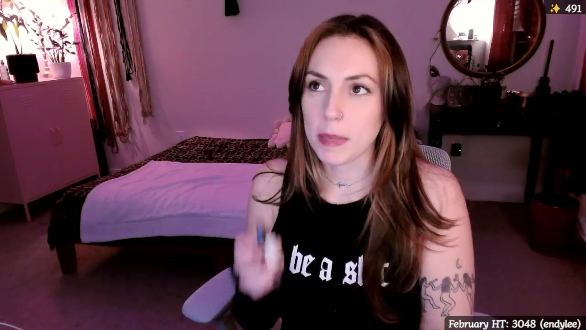 Gallery image thumbnail from MollyMaeve's myfreecams stream on, 02/22/2025, 04:39 image 4 of 20