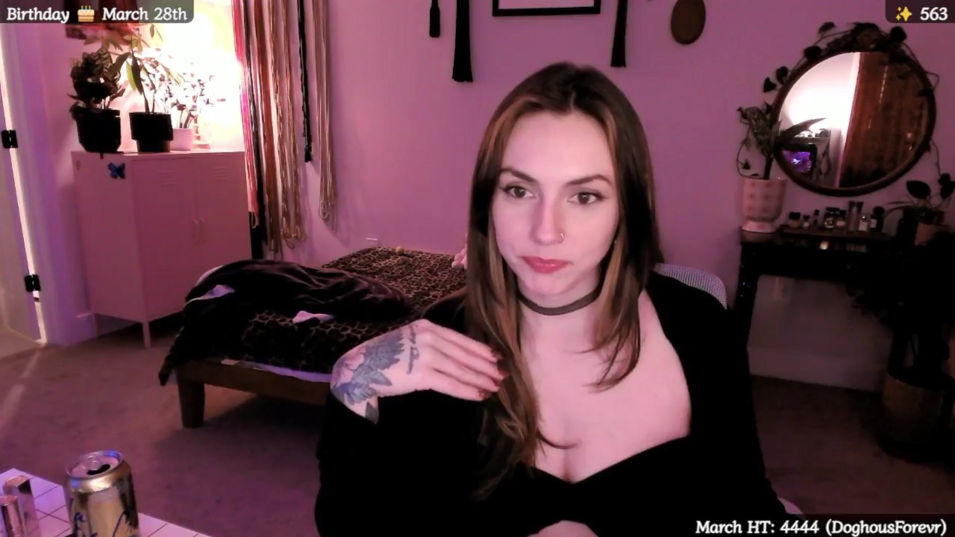 Gallery image thumbnail from MollyMaeve's myfreecams stream on, 03/20/2025, 03:10 image 11 of 20