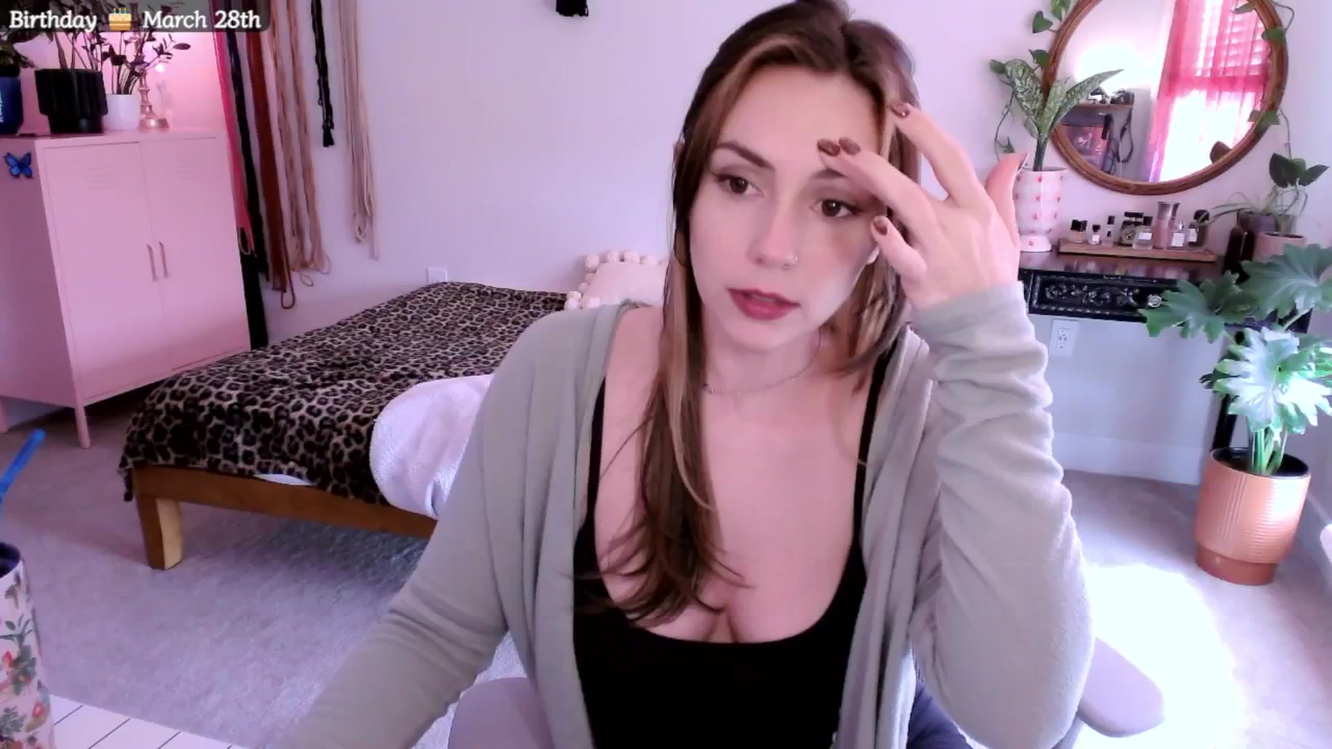 Gallery image thumbnail from MollyMaeve's myfreecams stream on, 03/23/2025, 20:47 image 4 of 20