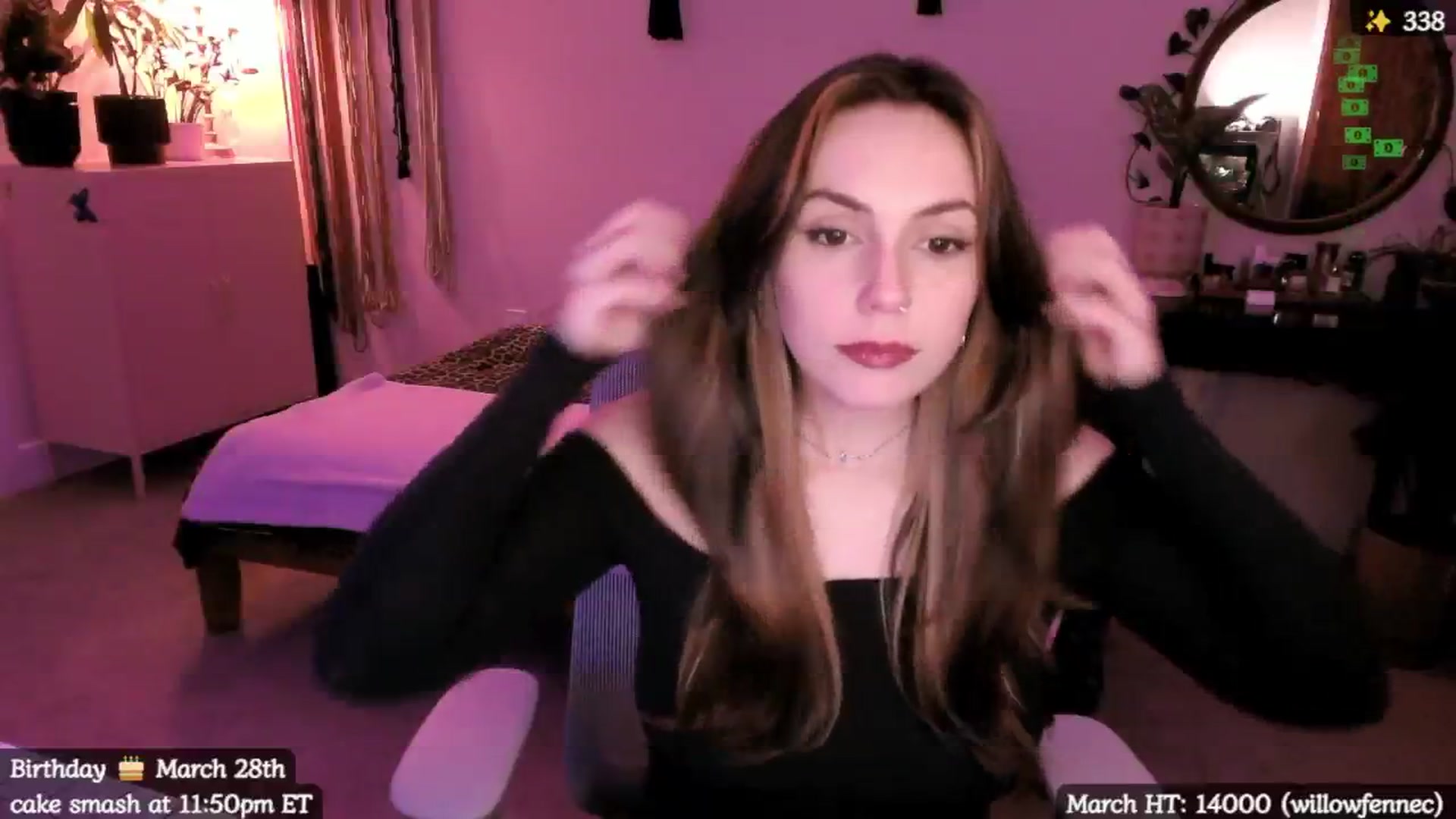 Gallery image thumbnail from MollyMaeve's myfreecams stream on, 03/29/2025, 01:11 image 4 of 20