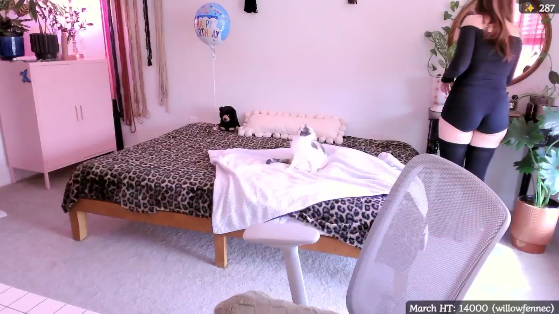 Gallery image thumbnail from MollyMaeve's myfreecams stream on, 03/30/2025, 21:57 image 1 of 20