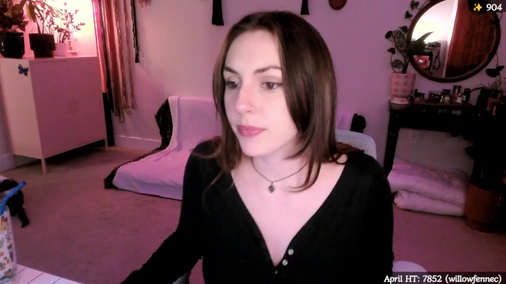 Gallery image thumbnail from MollyMaeve's myfreecams stream on, 04/12/2025, 02:57 image 10 of 20