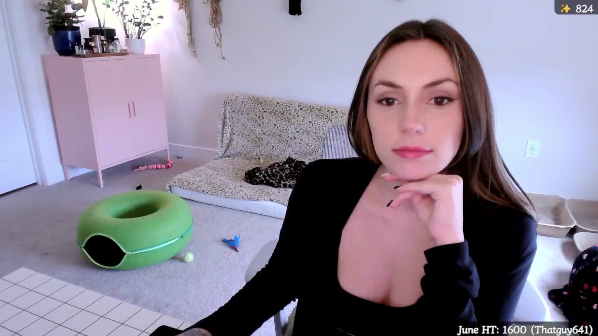 Gallery image thumbnail from MollyMaeve's myfreecams stream on, 06/04/2025, 19:42 image 18 of 20