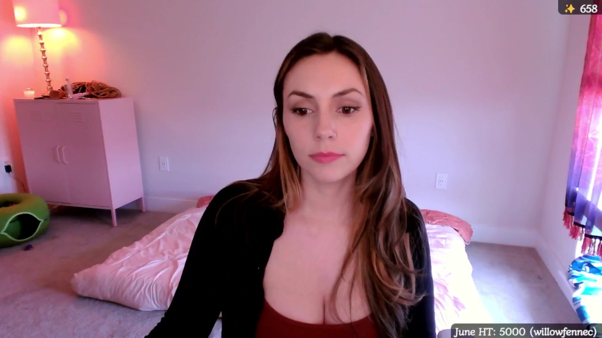 Gallery image thumbnail from MollyMaeve's myfreecams stream on, 06/18/2025, 19:24 image 14 of 20