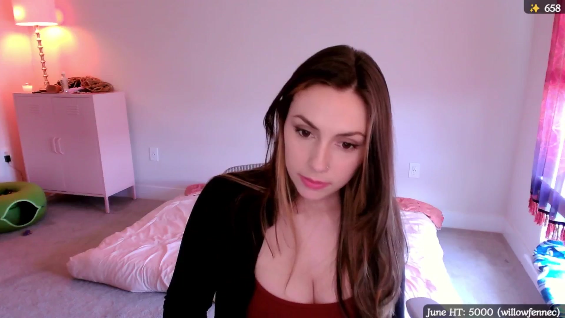 Gallery image thumbnail from MollyMaeve's myfreecams stream on, 06/18/2025, 19:24 image 19 of 20