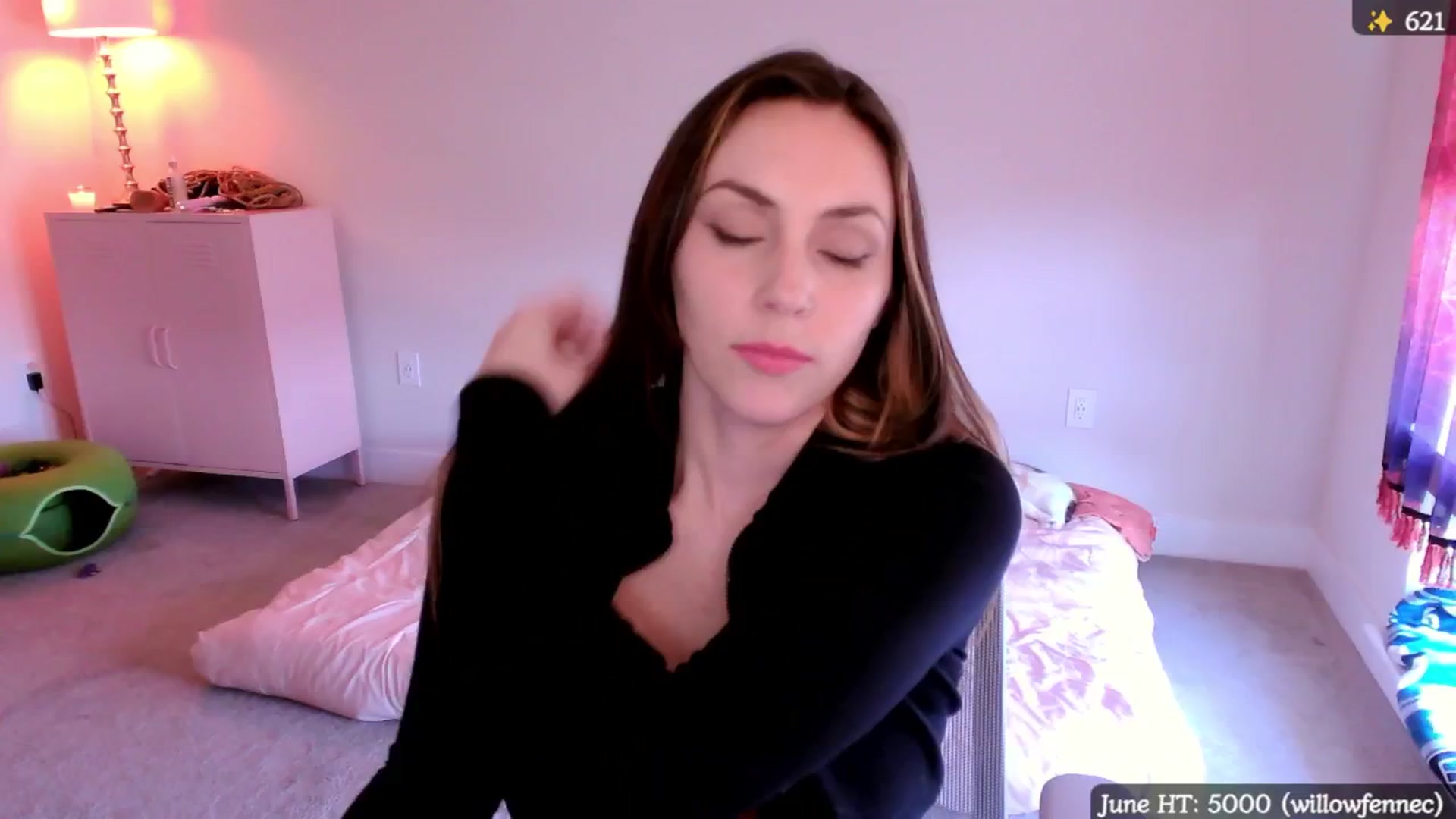 Gallery image thumbnail from MollyMaeve's myfreecams stream on, 06/18/2025, 21:28 image 12 of 20